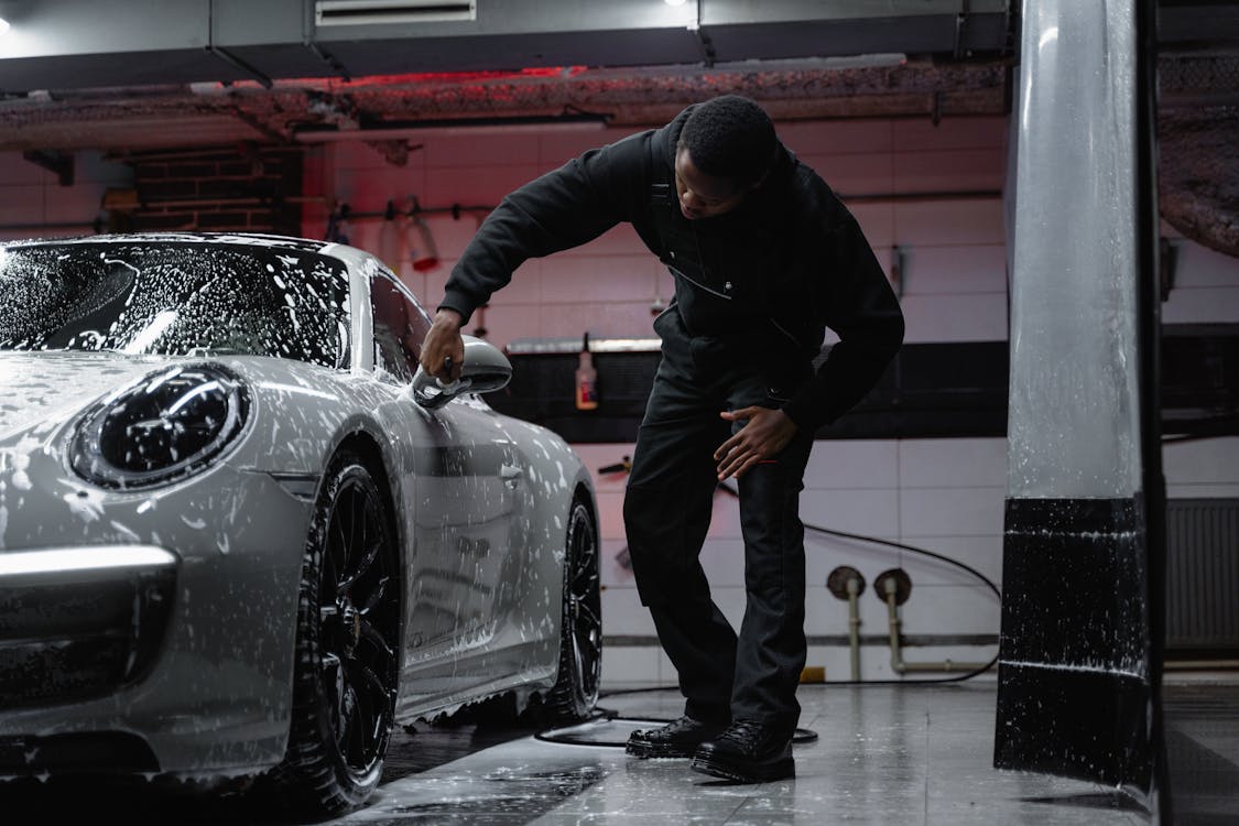 De voordelen van professioneel je auto laten wassen